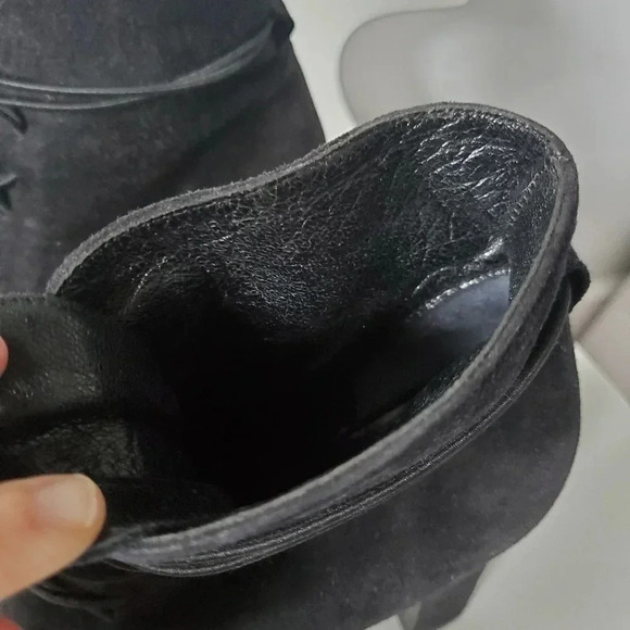 Robert  Clergerie suede heels bootie - Picture 8 of 10